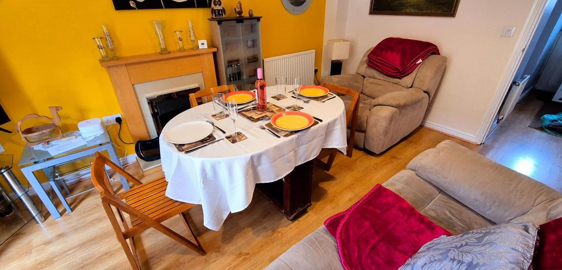 Quiet 2Bedroom Home-Garden-Parking-Family Friendly Swansea